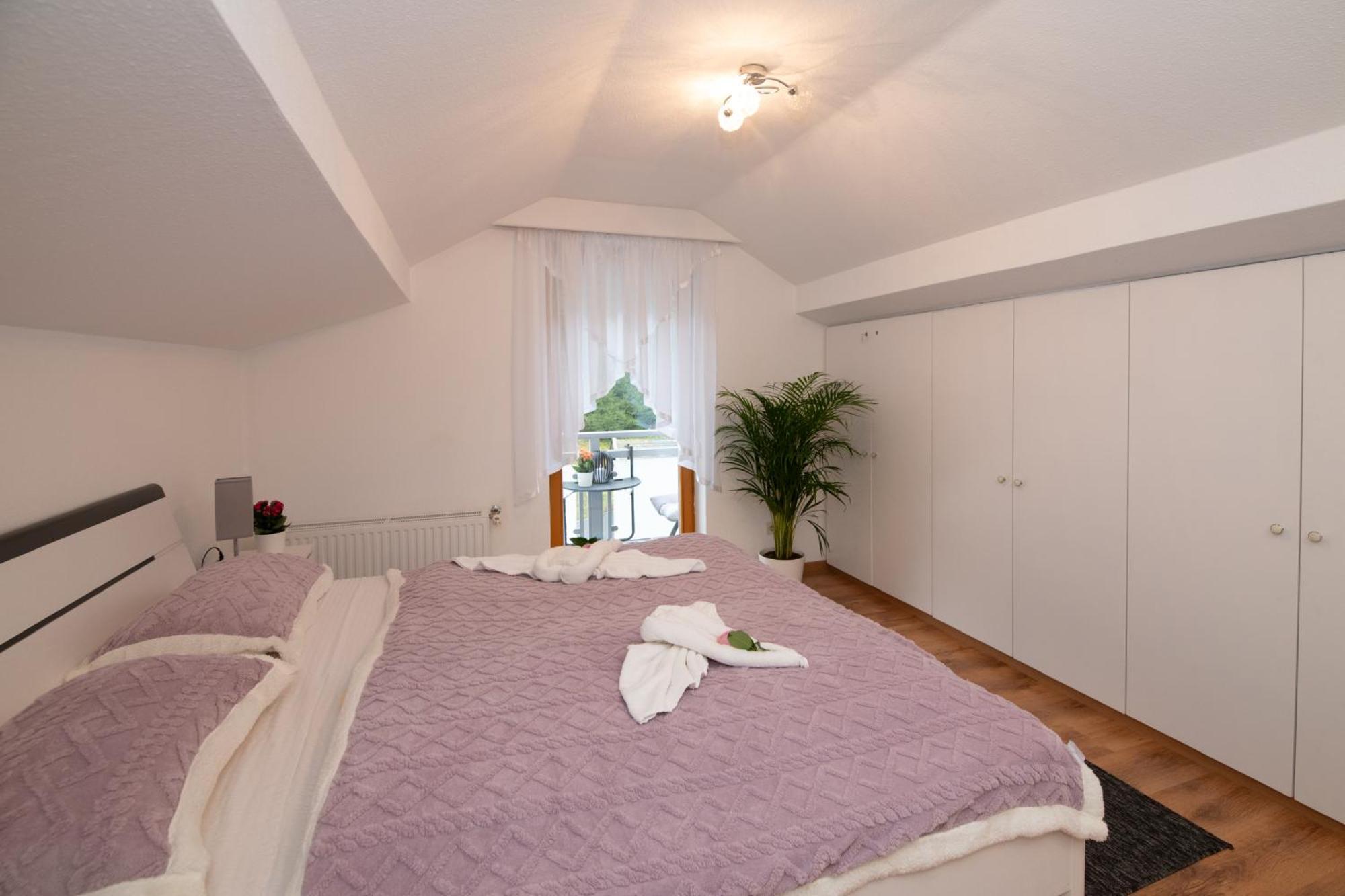 Ferienwohnung Waldblick, Faaker See Oberaichwald  Eksteriør bilde